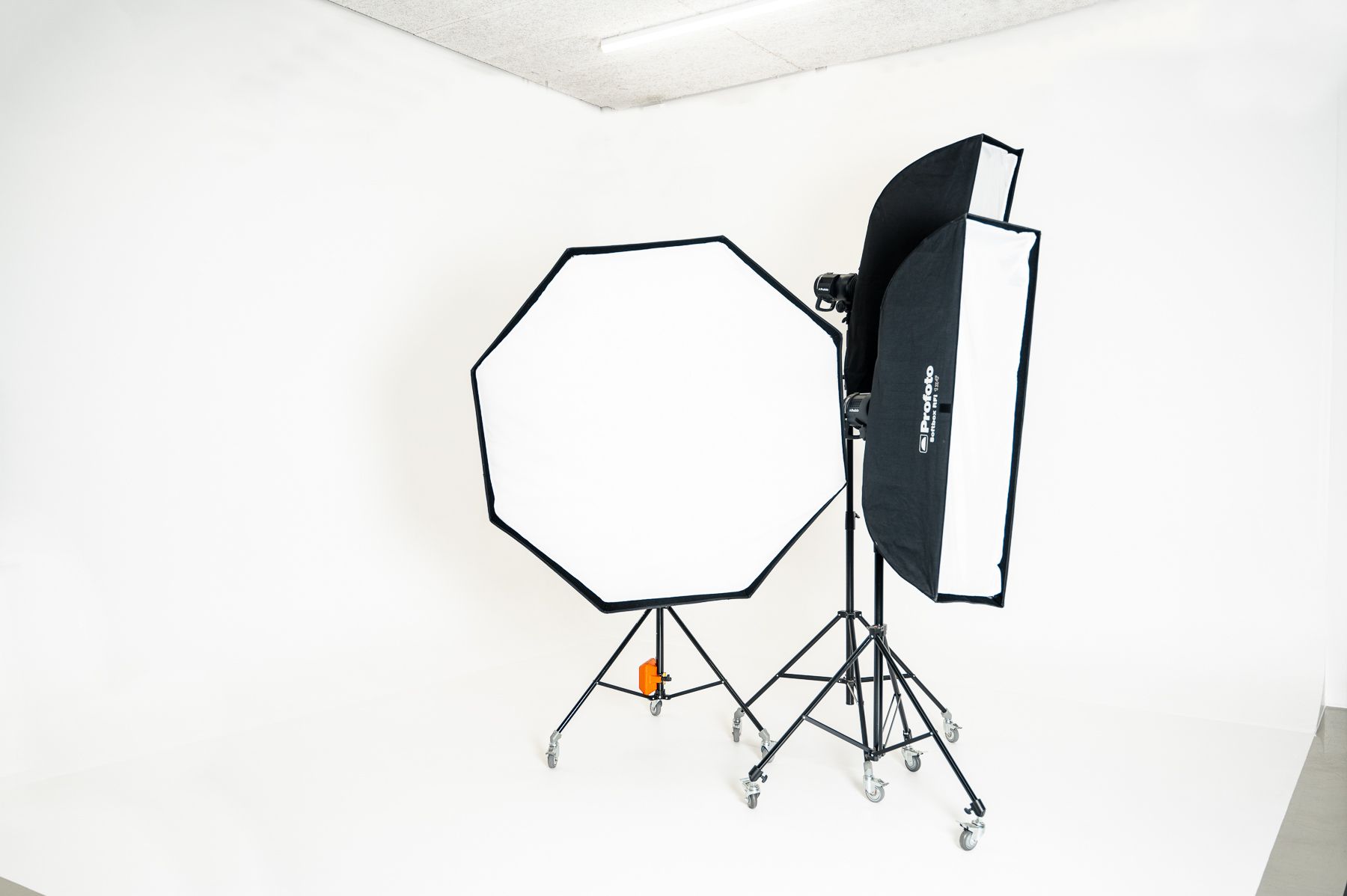 Profoto-Lichtformer im Fotostudio für Fotografen